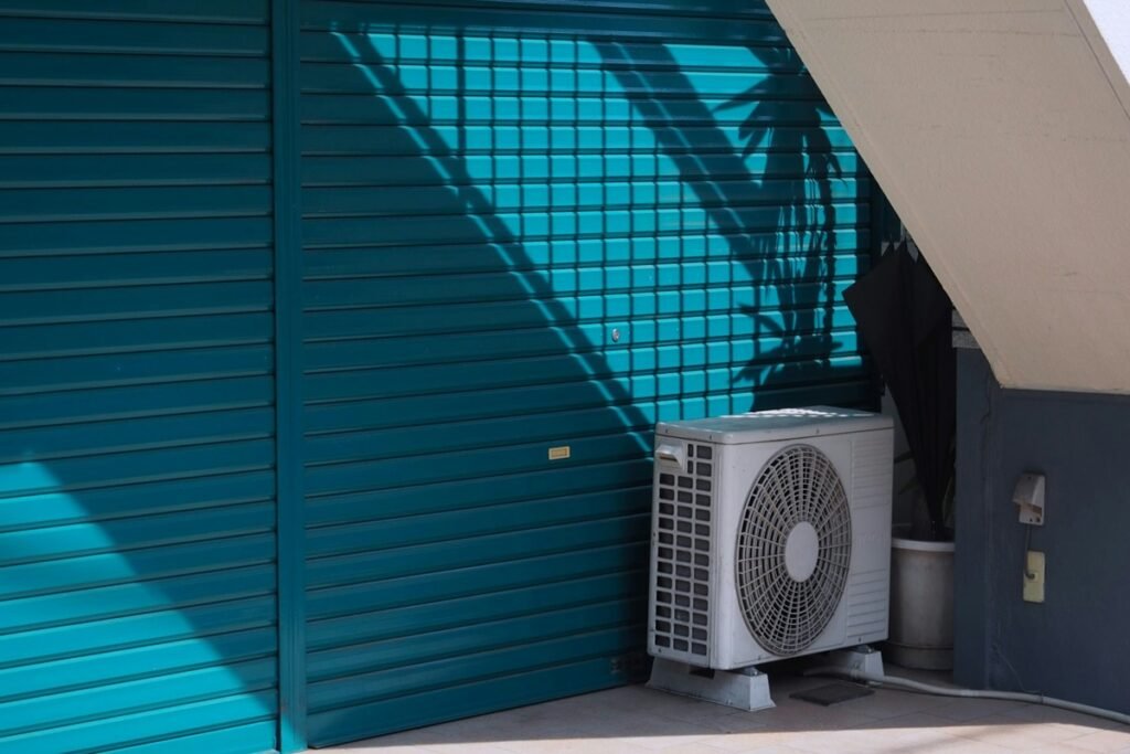 AC