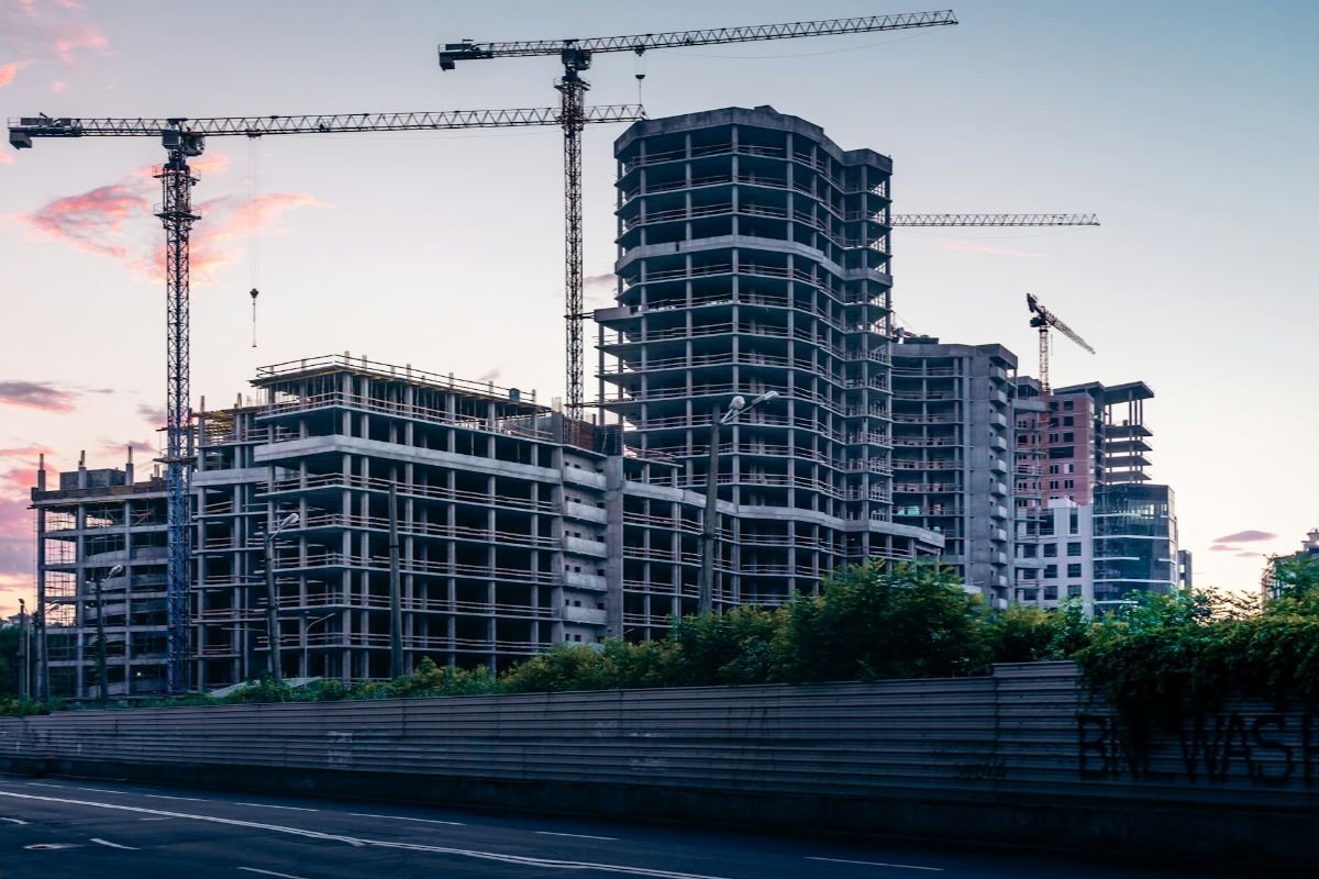 Real Estate (19)