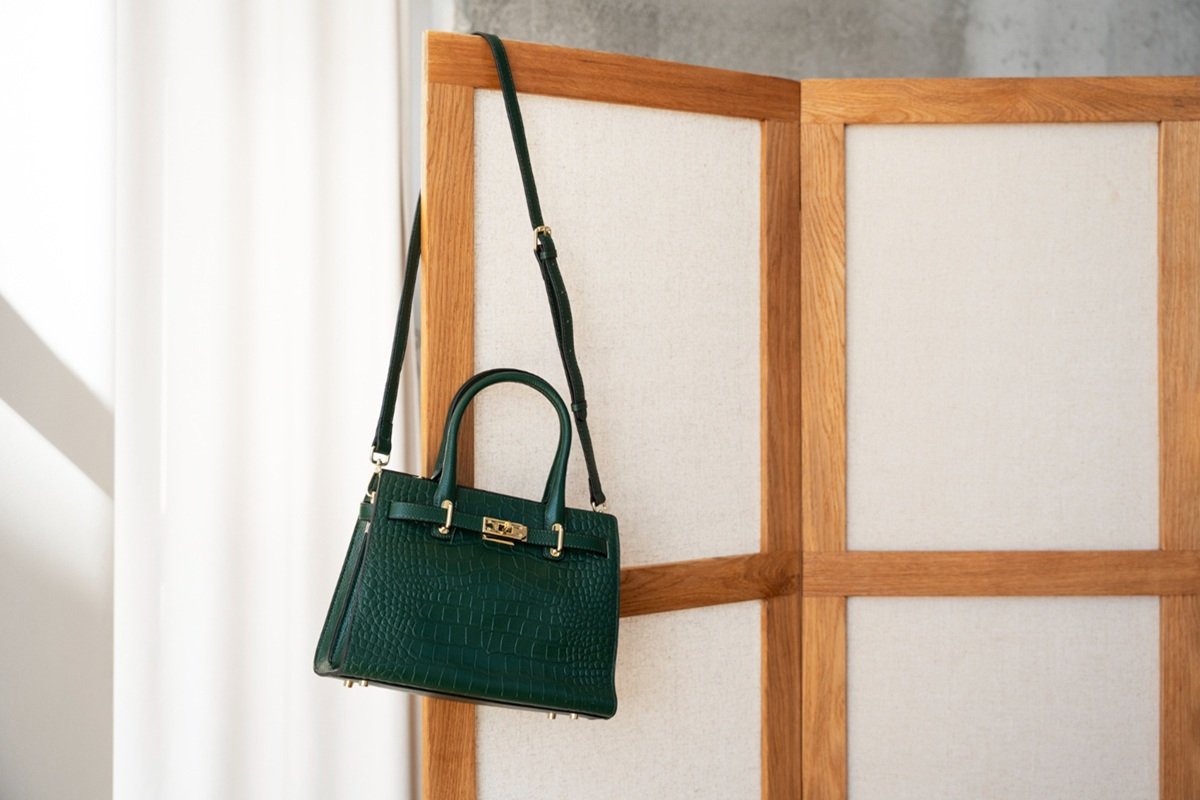Shoulder Bags